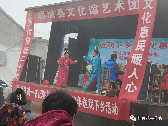 资讯